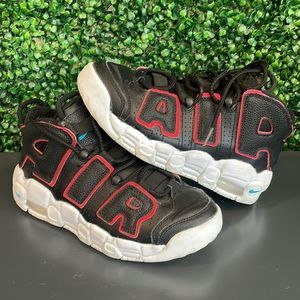 Nike Air More Uptempo GS Bred Size 6Y DJ4610-001 in Black & Red!